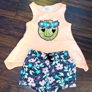 Toddler girl matching short set